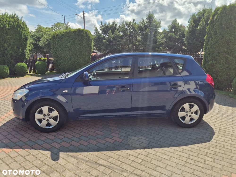 Kia Ceed 1.6 CVVT LX - 9