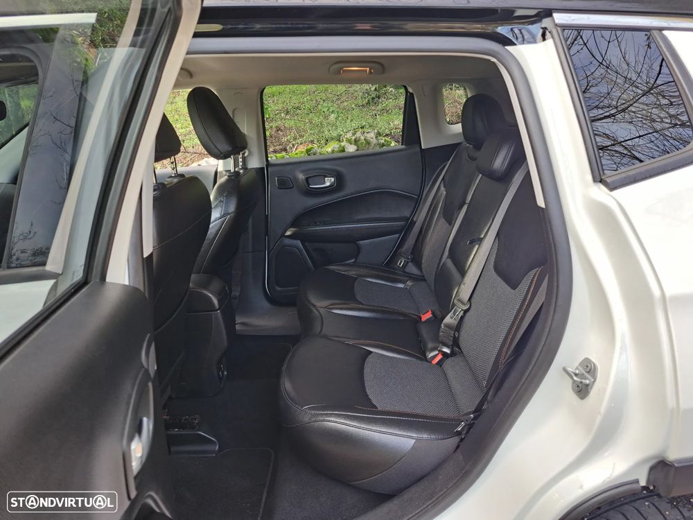 Jeep Compass 1.6 M-Jet Limited - 29