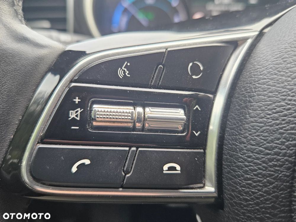 Kia Ceed 1.6 GDI DCT OPF Platinum - 36
