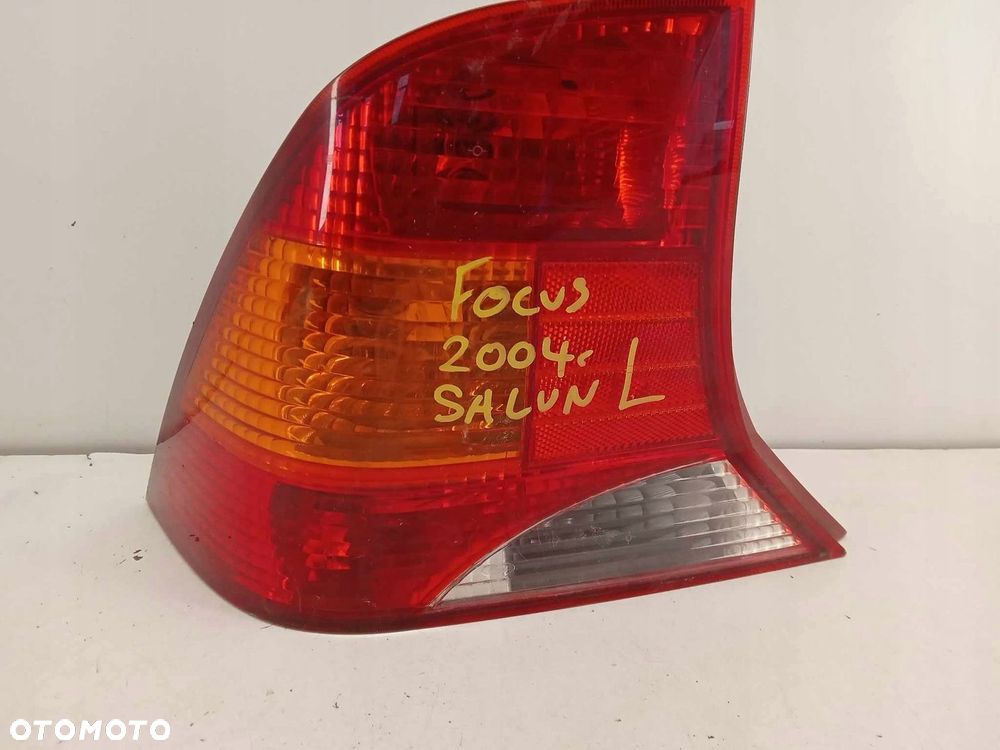 LAMPA TYLNA LEWA TYŁ FORD FOCUS MK I SEDAN - 1