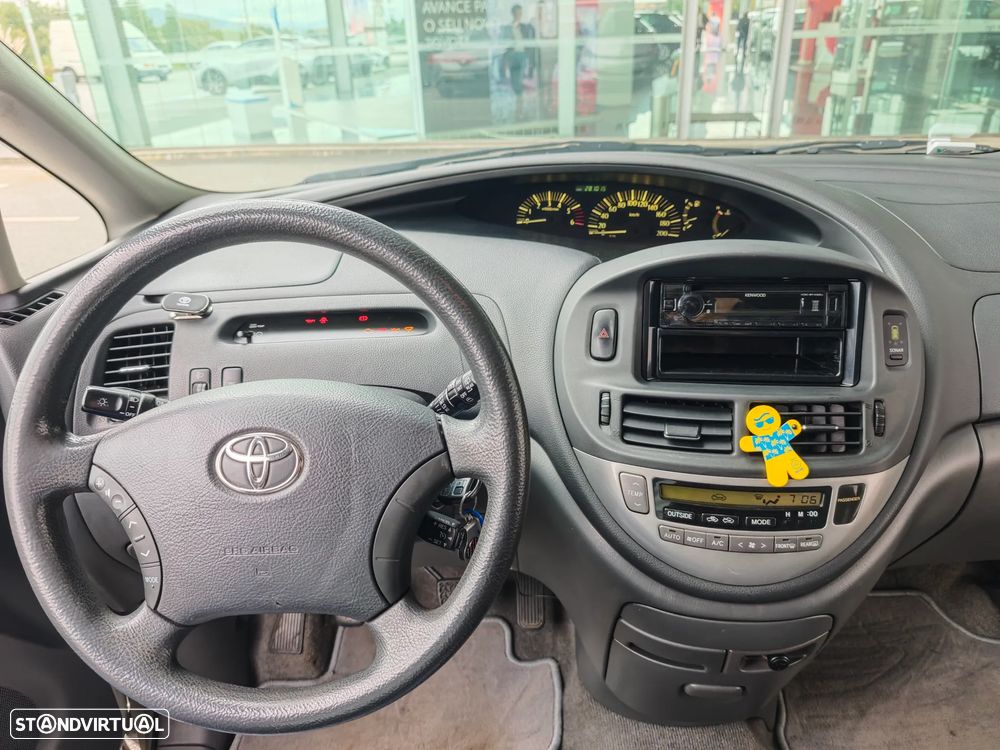 Toyota Previa 2.0 D4D Pack+EP - 12