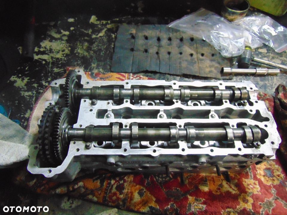 głowica Mercedes A642 Sprinter 3,0 CDI Lewa i prawa cena za sztukę po regeneracji - 3