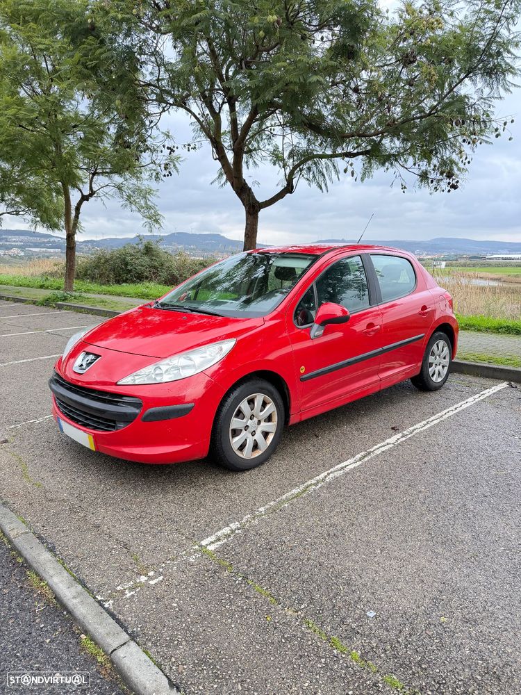 Peugeot 207 1.4 16V Trendy - 10