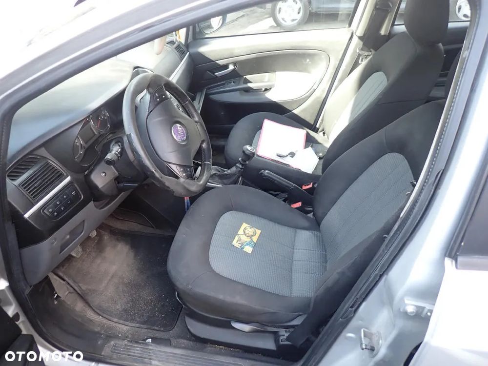 CZĘŚCI - 	Fiat Linea 1,4 8V 77KM 350A1000 SEDAN LAKIER 609/A 2009r. INDEX - 9364 - 7