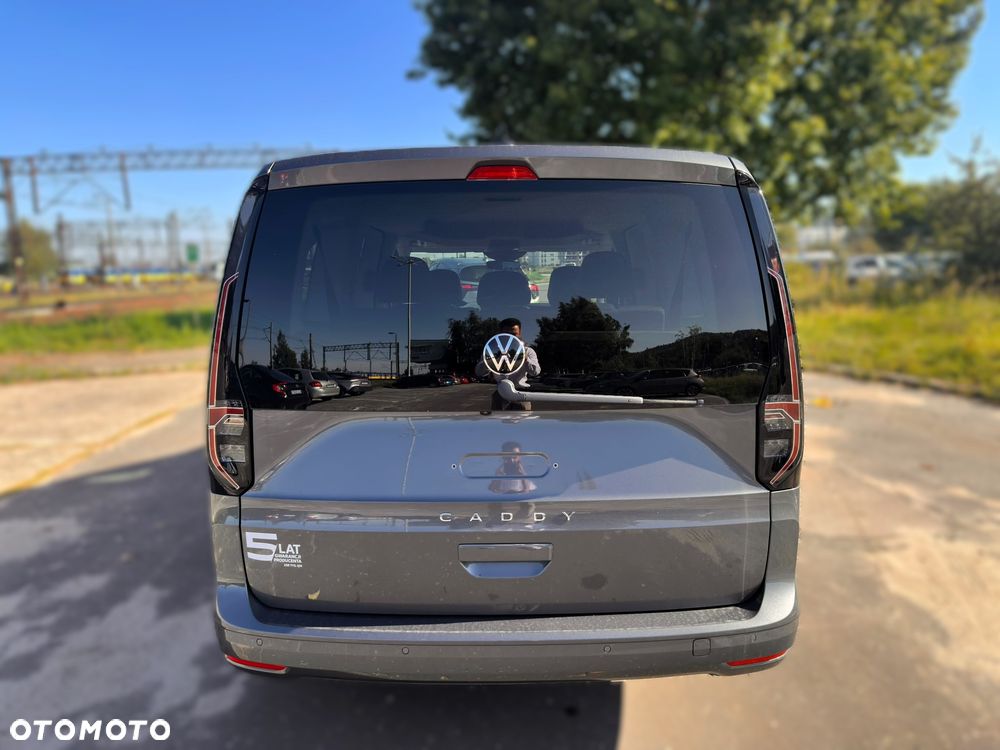 Volkswagen Caddy Maxi 2.0 TDI DSG - 8