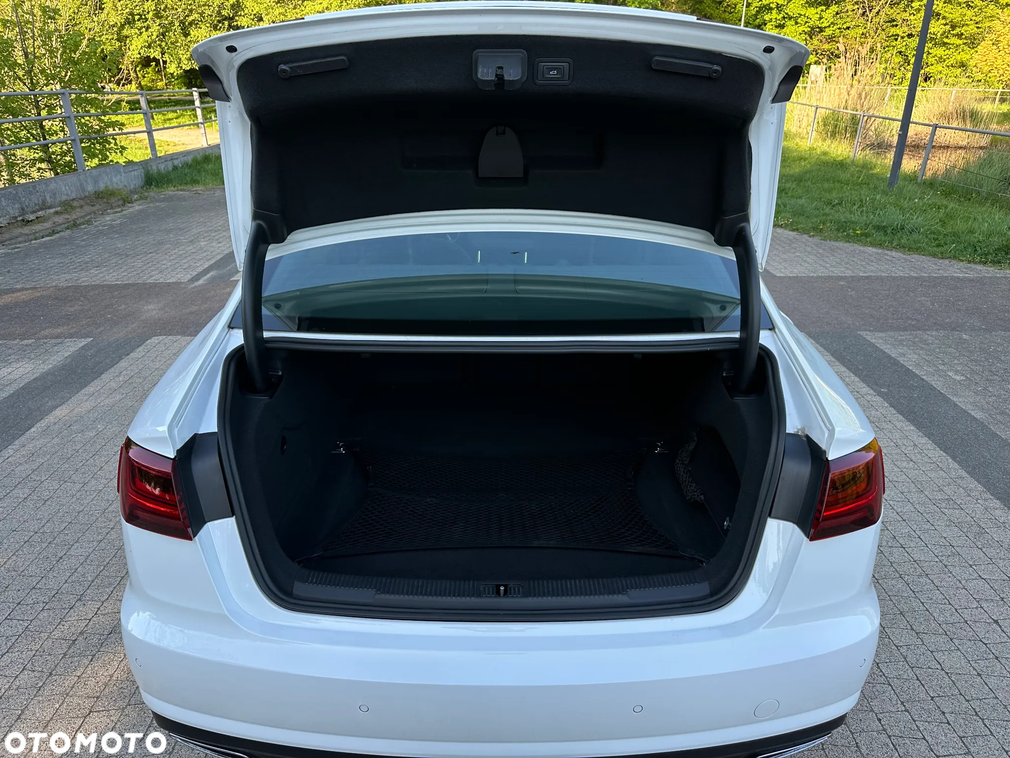 Audi A6 2.0 TDI ultra S tronic - 17