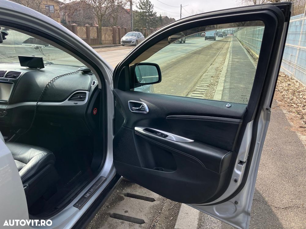 Fiat Freemont 2.0 Mjet AT AWD - 28