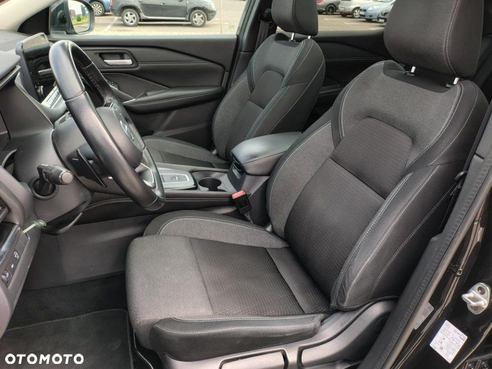 Nissan Qashqai 1.3 DIG-T N-Connecta DCT - 14