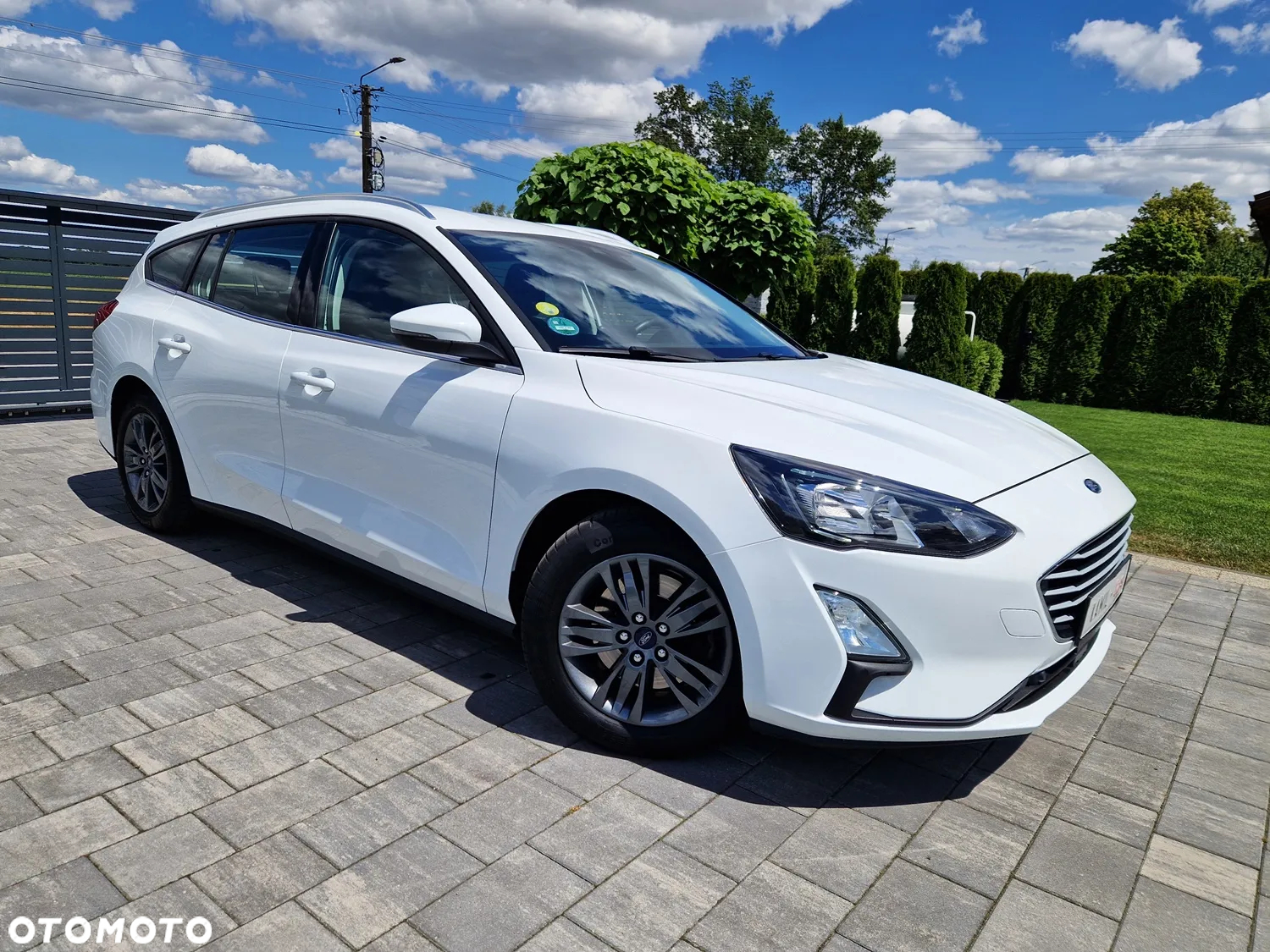 Ford Focus Turnier 1.5 EcoBlue Start-Stopp-System COOL&CONNECT DESIGN - 10
