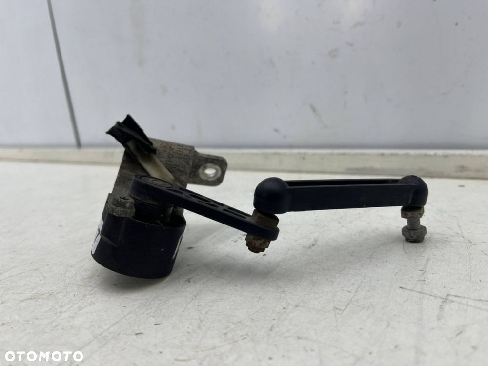 Czujnik poziomowania świateł BMW F10 F11 10-17r. ksenonów lamp xsenon tylny 6784075 3714678407504 - 4