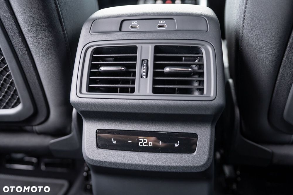 Audi Q5 Sportback - 22
