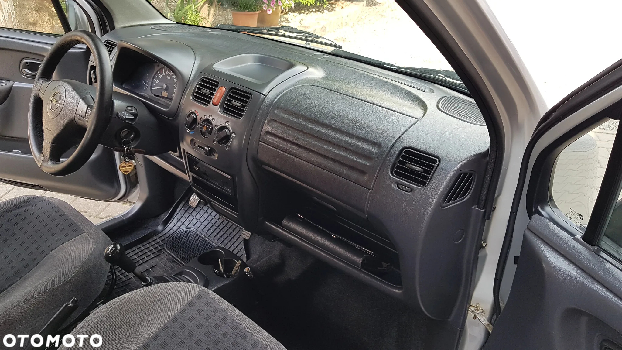 Opel Agila 1.2 Colour Edition - 22