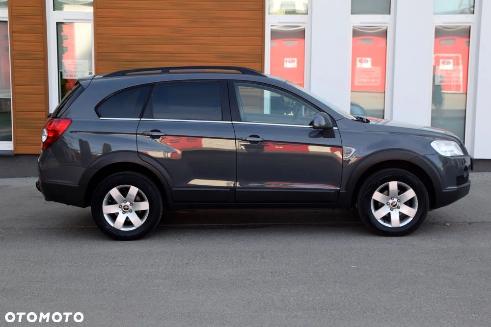 Chevrolet Captiva 2.0 2WD 7 Sitzer LS - 8
