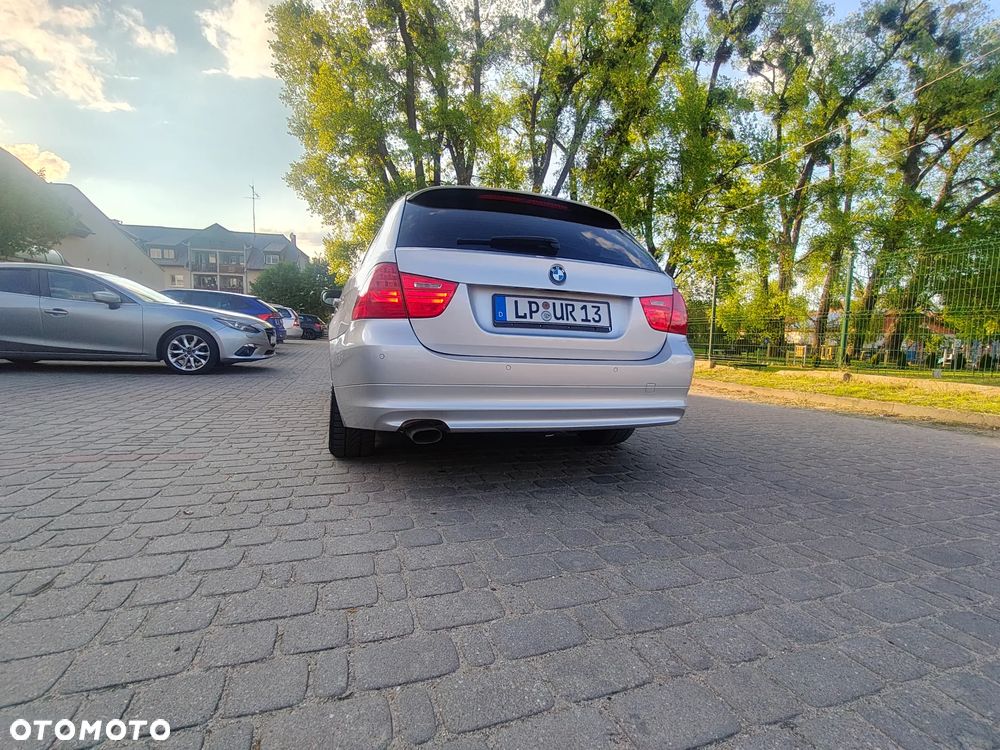 BMW Seria 3 - 21