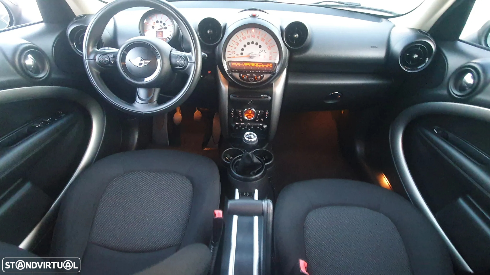 MINI Countryman One D - 8