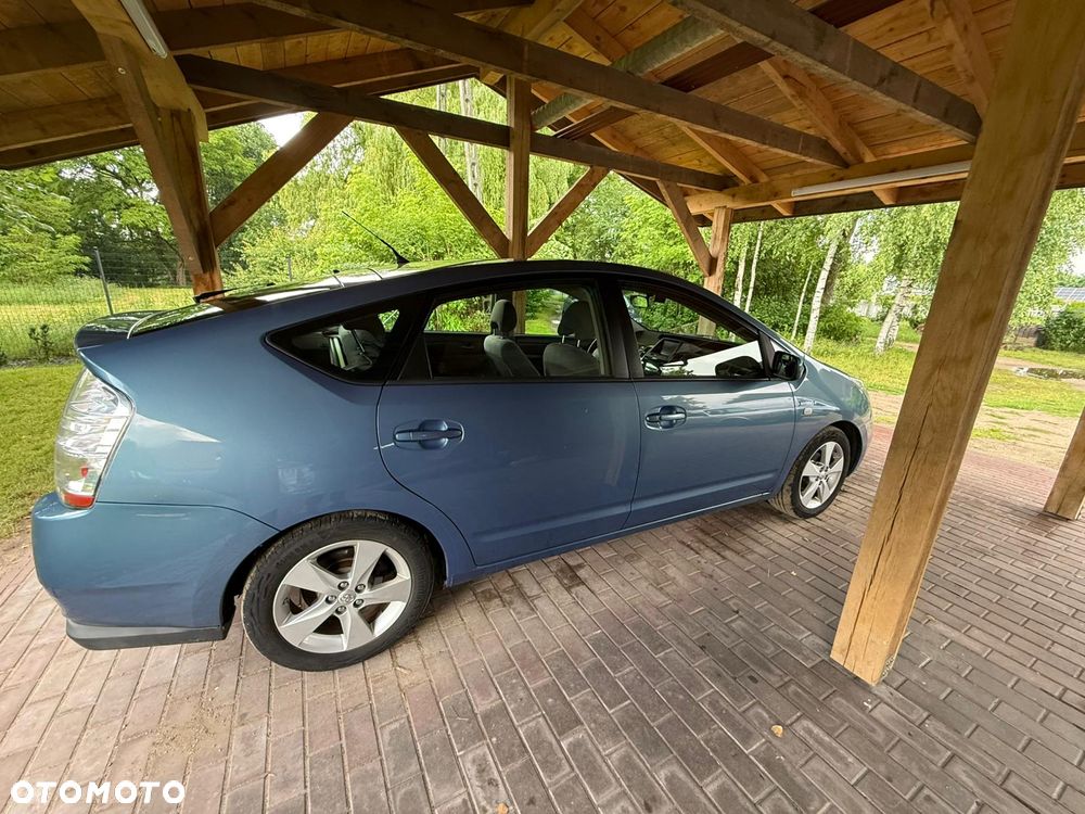 Toyota Prius 1.5 VVT-i Sol - 6