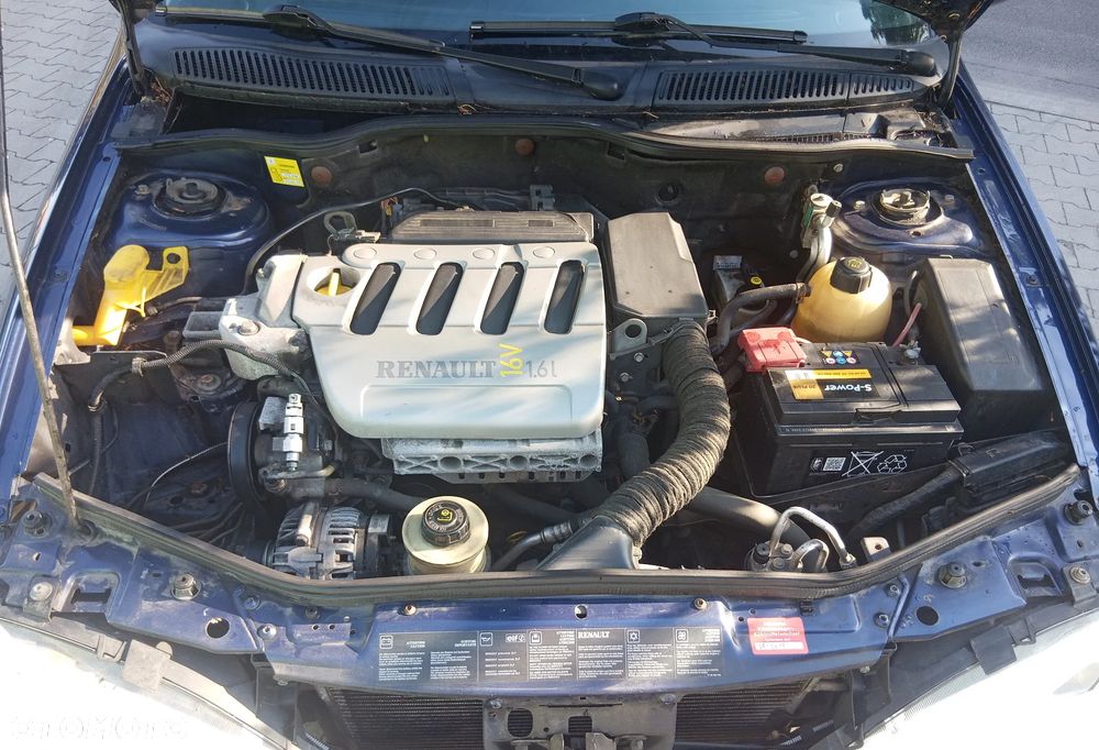 Renault Megane 1.4 16V Authentique - 8