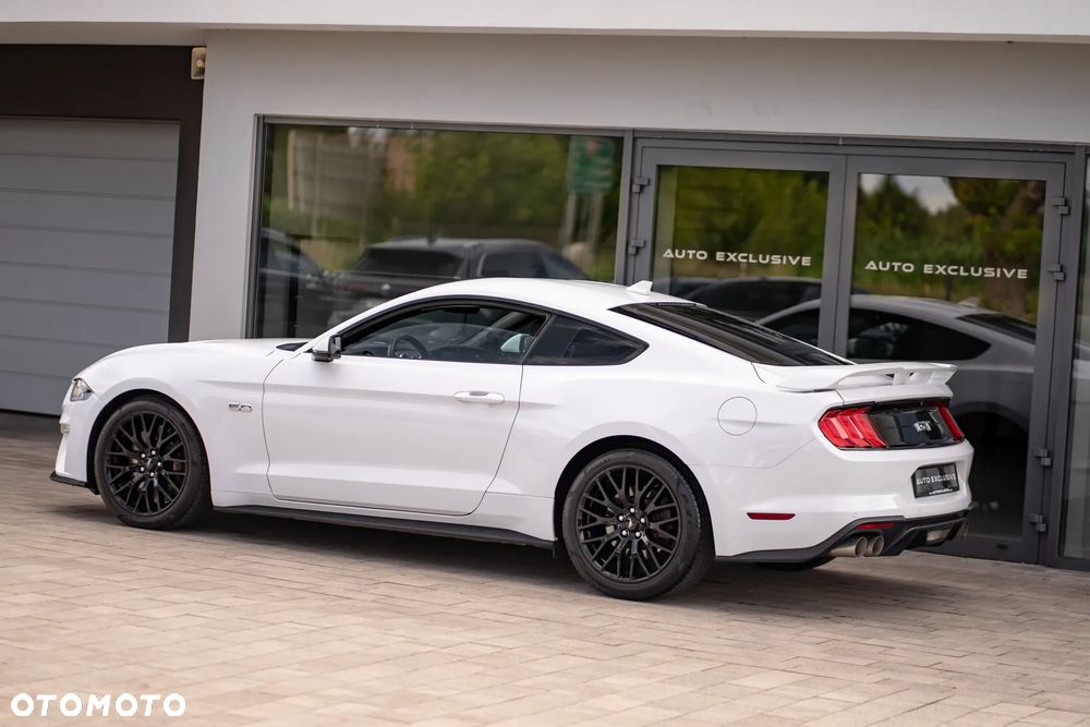Ford Mustang - 13