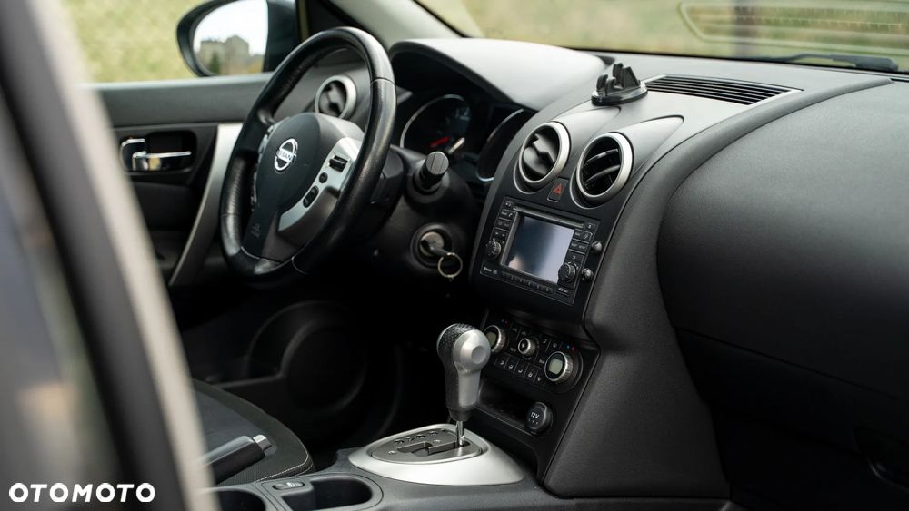 Nissan Qashqai 2.0 CVT I-Way - 18