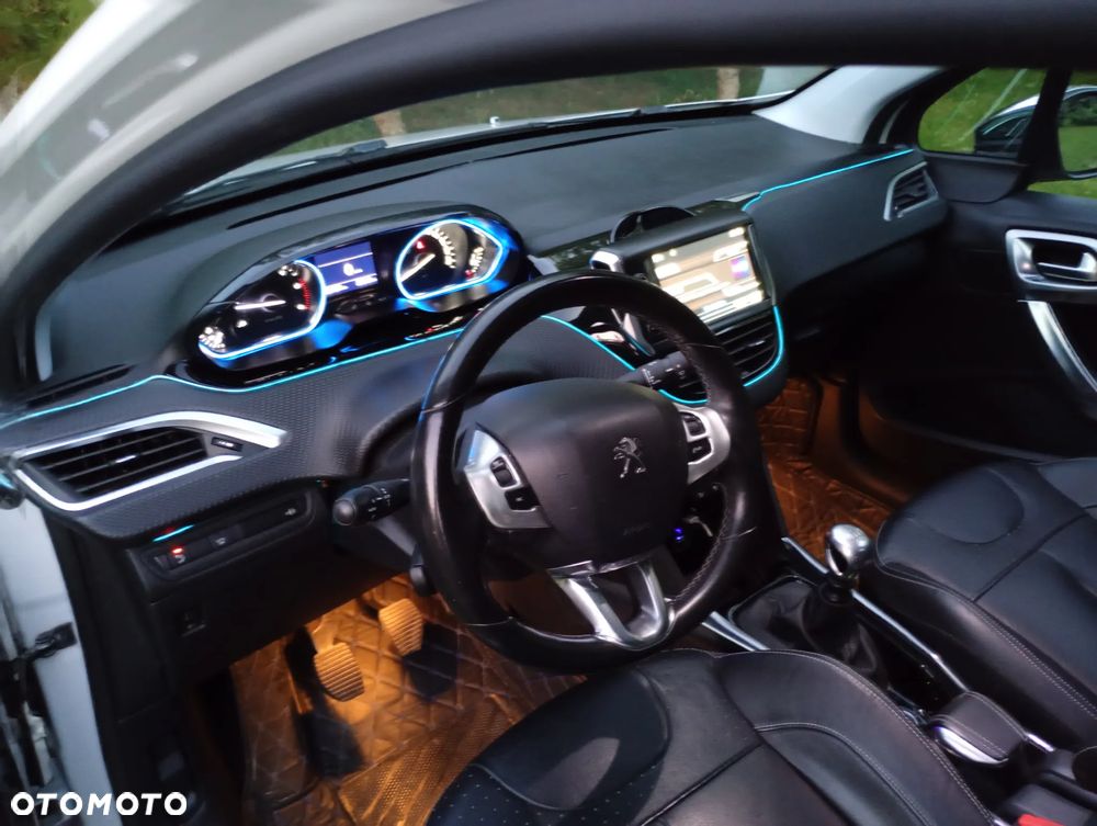 Peugeot 2008 - 22