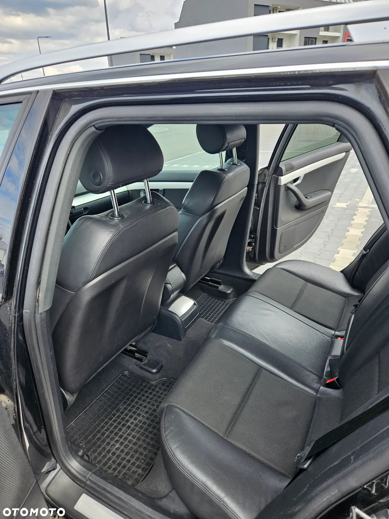 Audi A4 Avant 2.0T FSI - 13