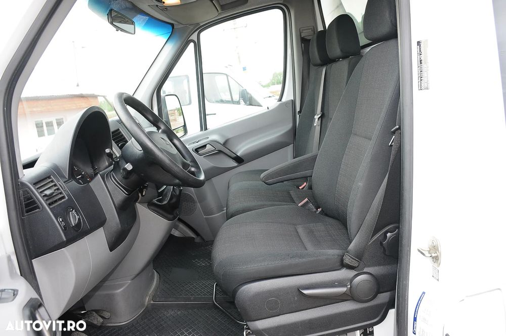 Mercedes-Benz Sprinter - 6