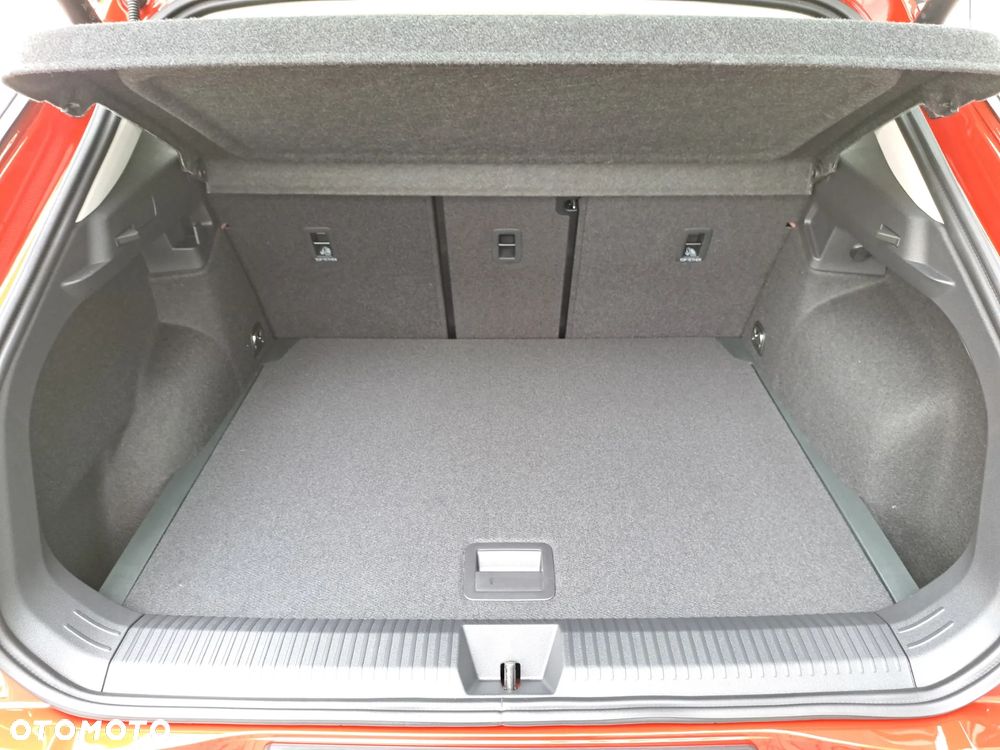 Volkswagen T-Roc 1.5 eTSI Style DSG - 22