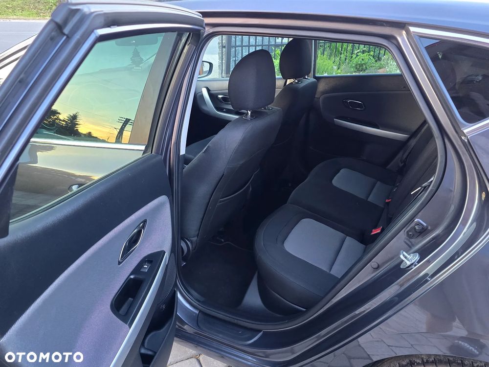 Kia Ceed 1.6 GDI Vision - 20