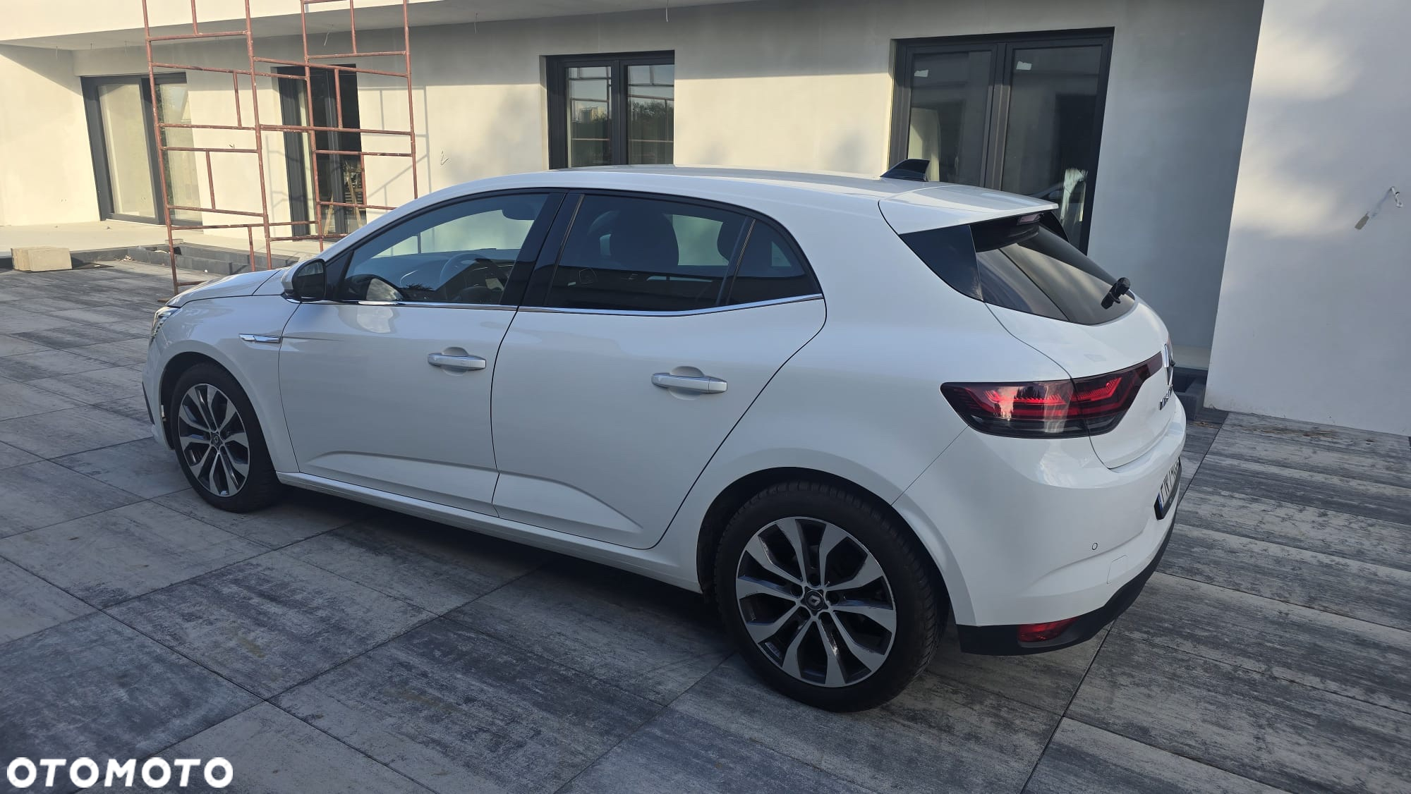 Renault Megane 1.3 TCe Intens EDC - 5