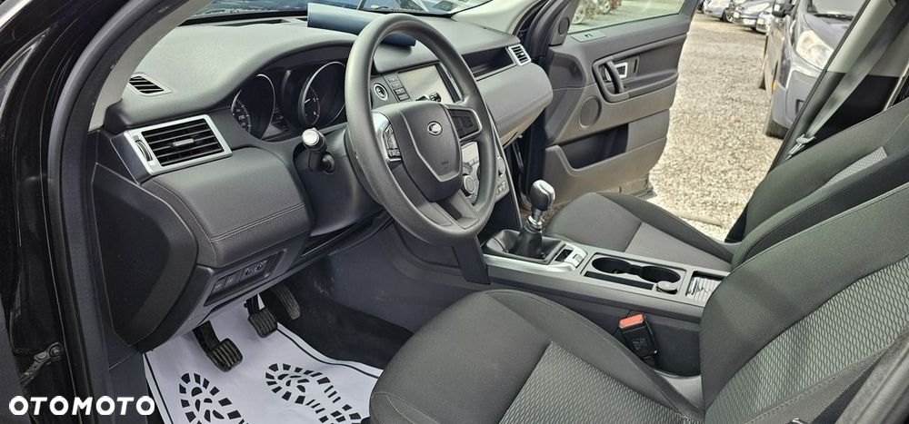 Land Rover Discovery Sport - 37