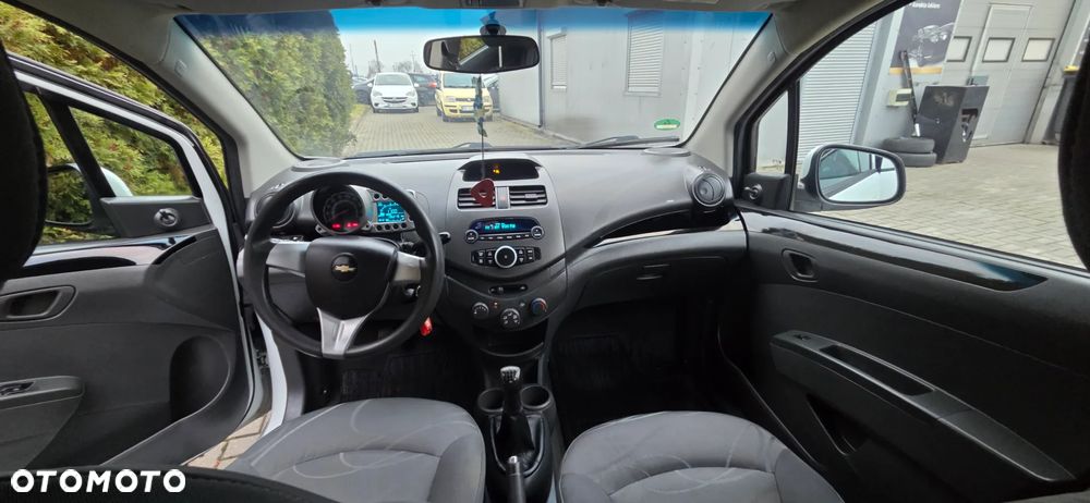 Chevrolet Spark - 33