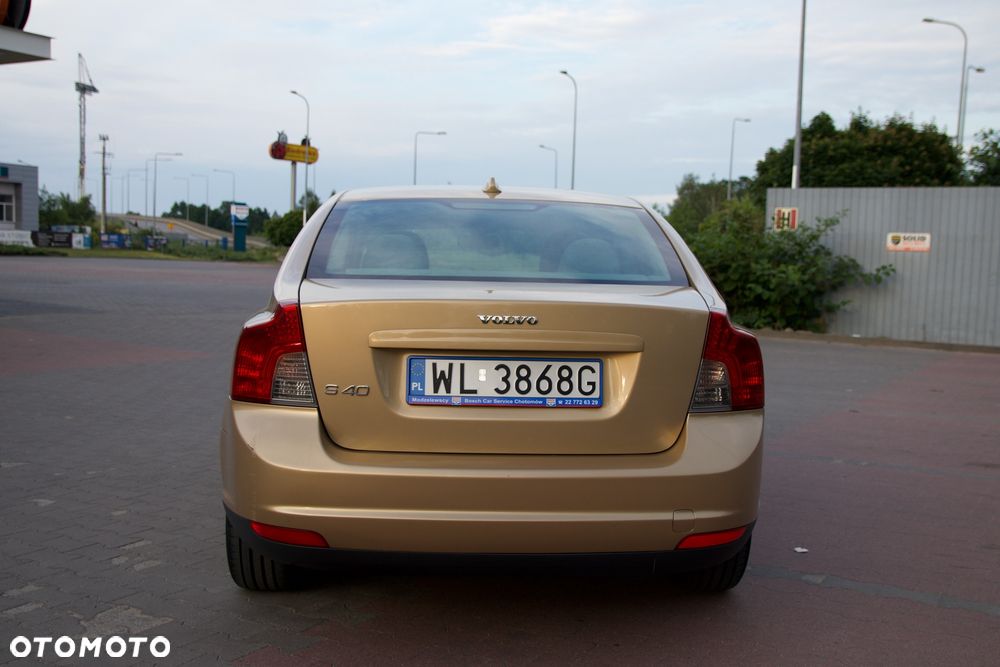 Volvo S40 2.0D Kinetic - 8