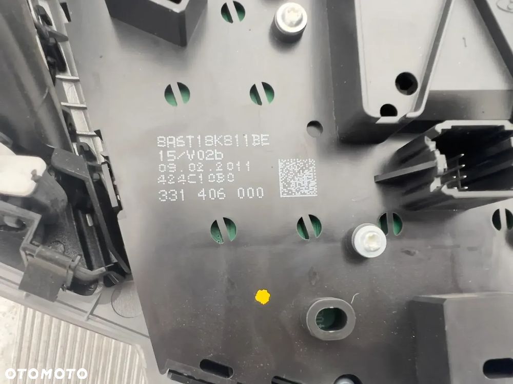 Ford Fiesta MK7 panel radia 8a6t18k811be 8a6118a802 - 2