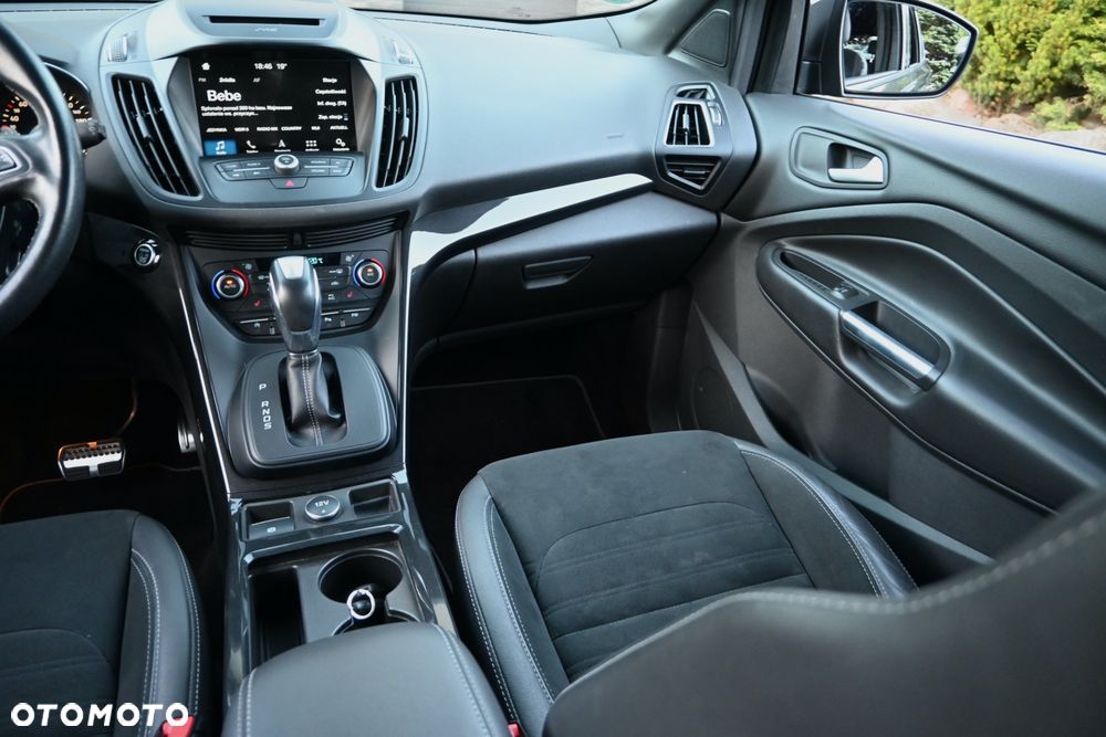 Ford Kuga 2.0 TDCi 4x4 ST-Line - 18