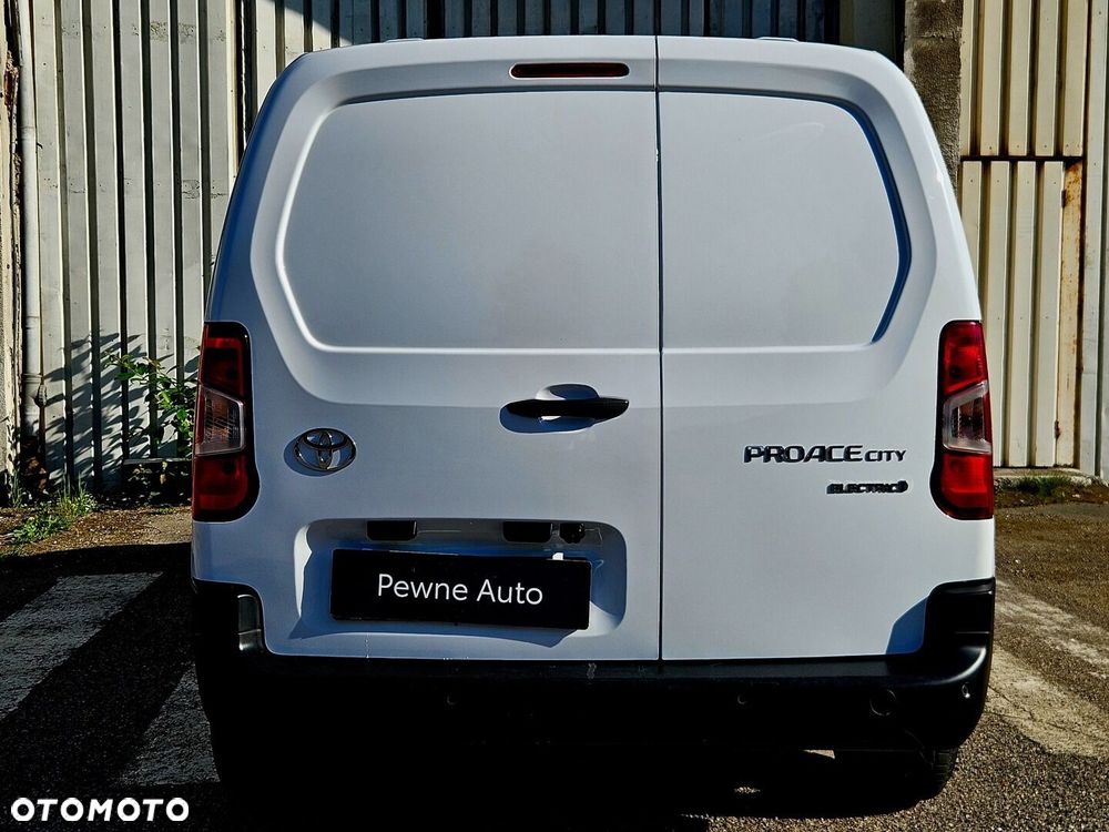Toyota PROACE CITY - 7