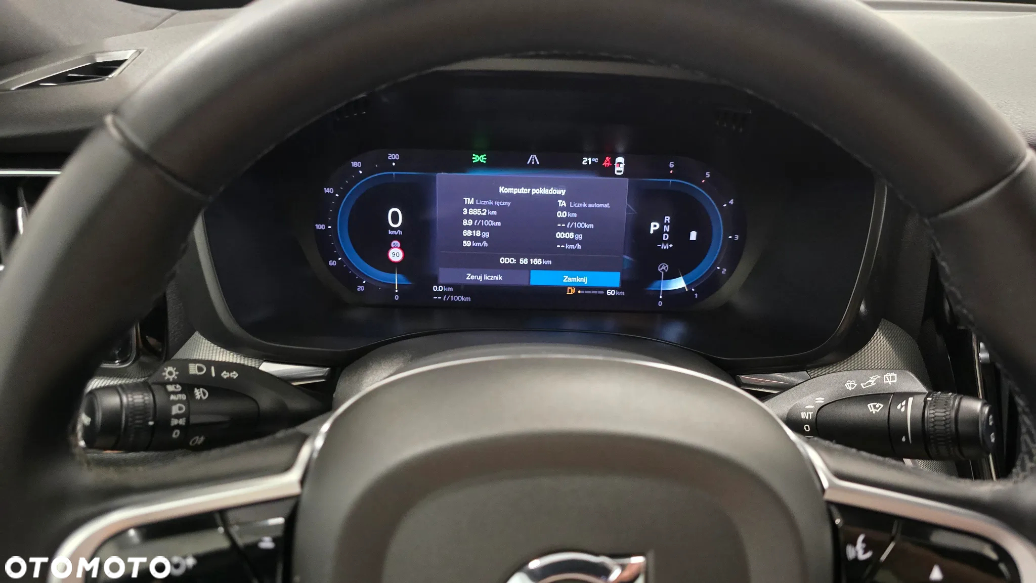 Volvo XC 60 B4 D AWD Plus Dark - 25