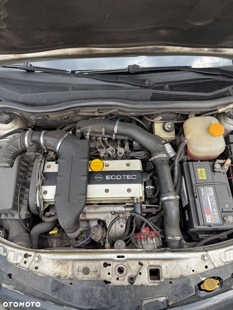 Opel Astra 2.0 Turbo Cosmo - 20