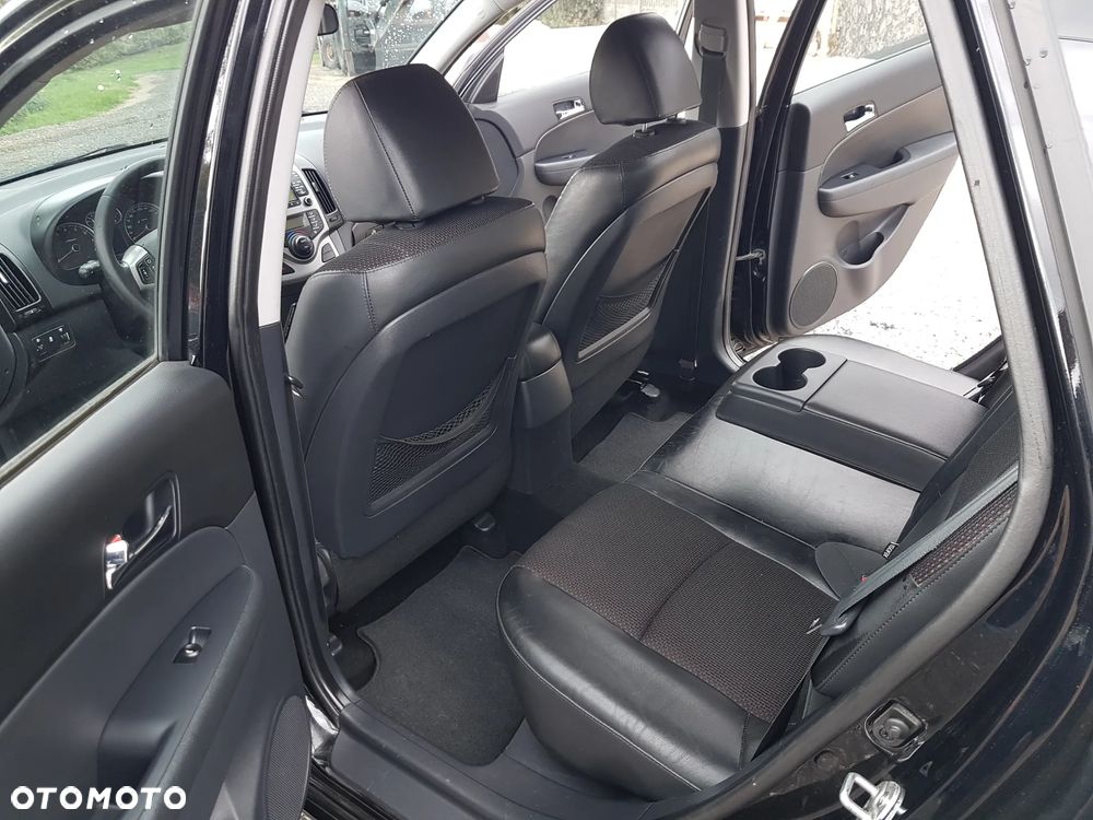 Hyundai i30 - 16