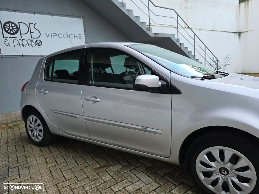 Renault Clio 1.2 16V Dynamique - 17