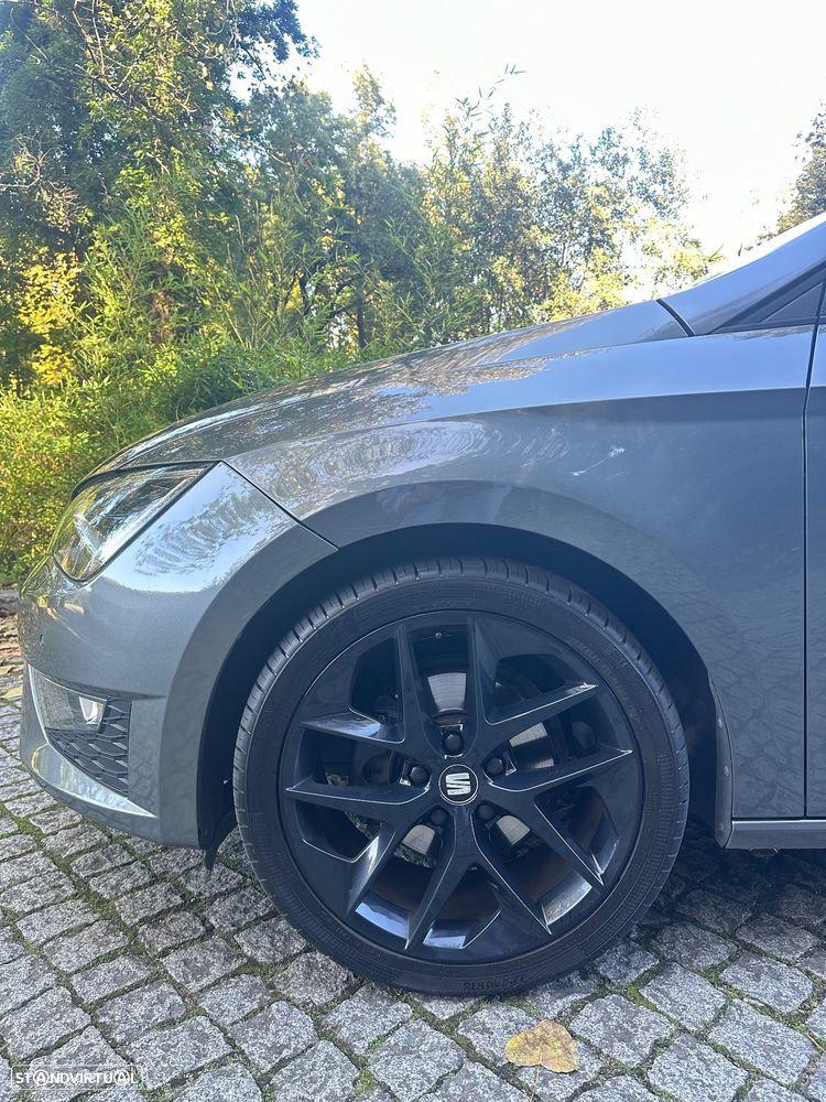 SEAT Leon 2.0 TDI DPF FR - 6
