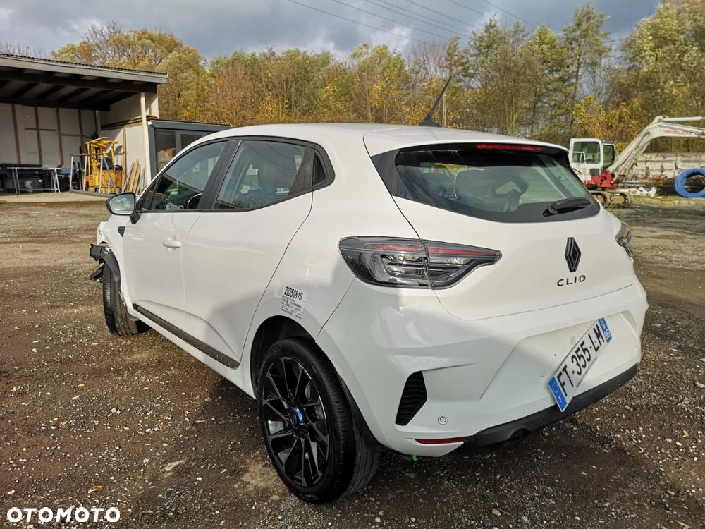 Renault Clio BLUE dCi 85 BUSINESS EDITION - 25