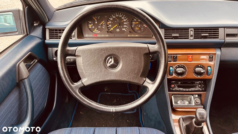 Mercedes-Benz W124 (1984-1993) - 8