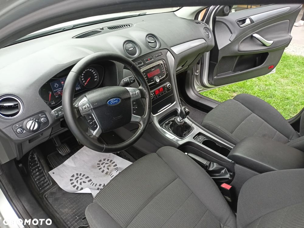 Ford Mondeo 2.2 TDCi Titanium - 14