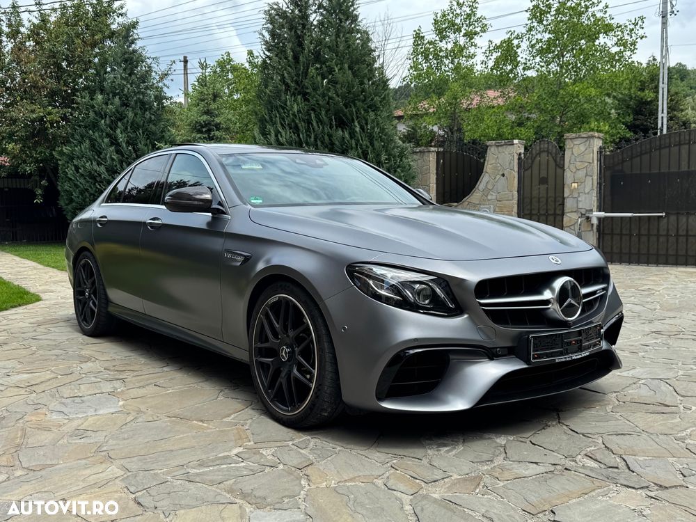 Mercedes-Benz E AMG 63 4Matic AMG Speedshift 9G-MCT - 2