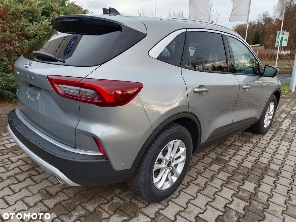 Ford Kuga - 4