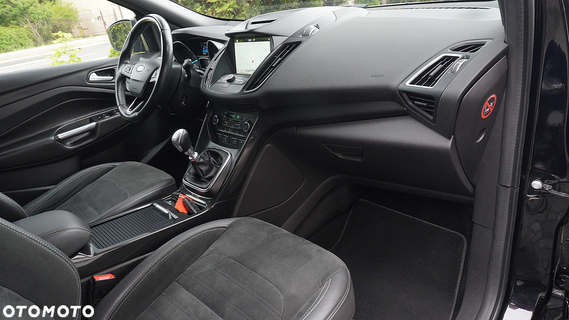 Ford Kuga 1.5 EcoBoost FWD ST-Line ASS - 34