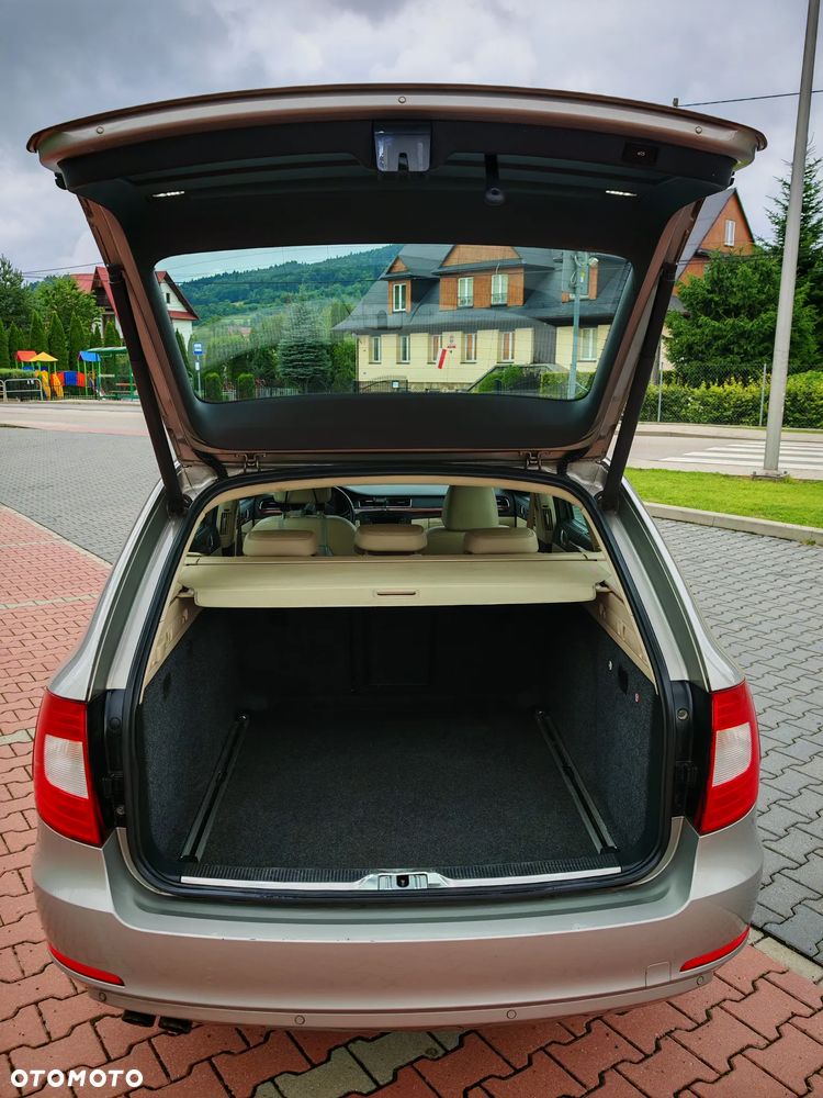 Skoda Superb 2.0 TDI 4x4 L&K - 10