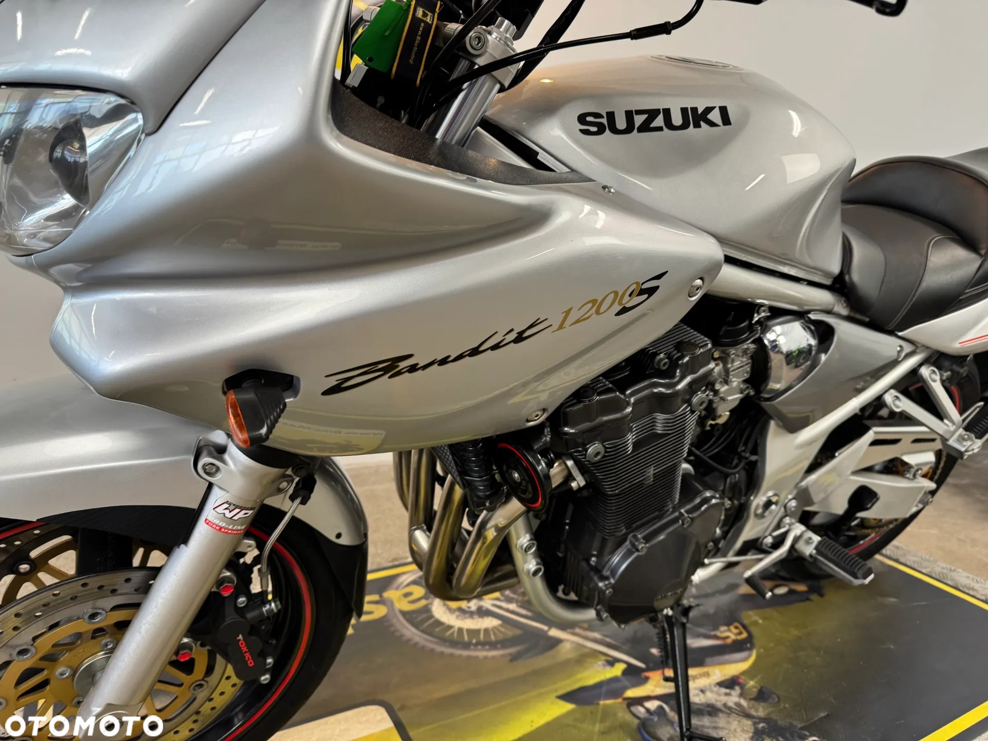 Suzuki Bandit - 19