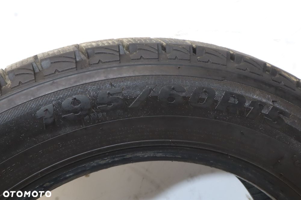 OPONA OPONY 2 SZT FIREMAX FM805+ ZIMA  195/60/15 25R - 11