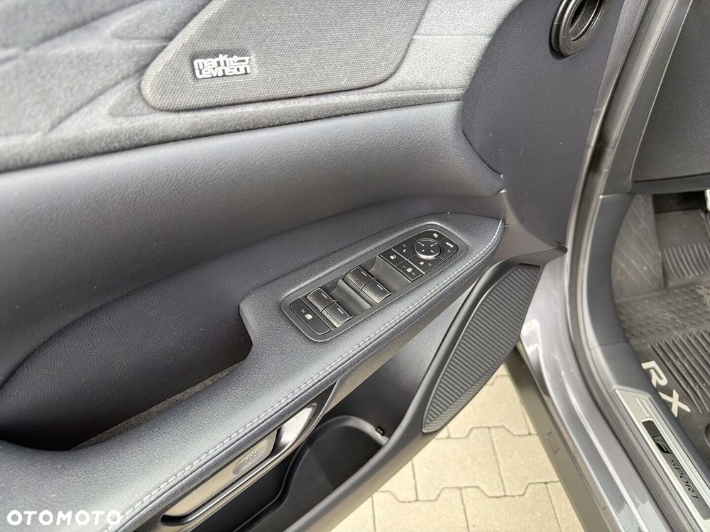 Lexus RX - 20